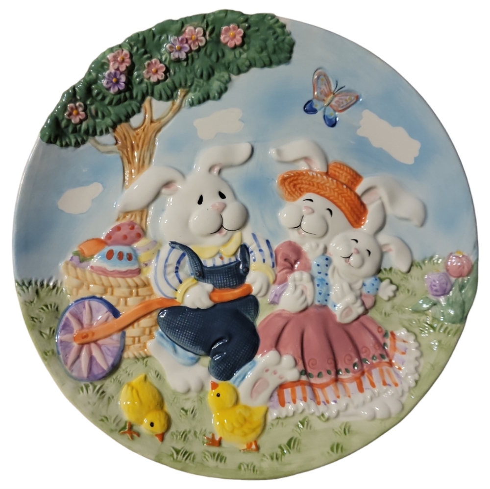 Vtg Easter Bunny Rabbit Eggs Butterfly Chicks Flowers Pastels Dessert Plate GKA